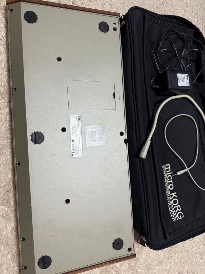 microKORG アナログシンセサイザー 37鍵