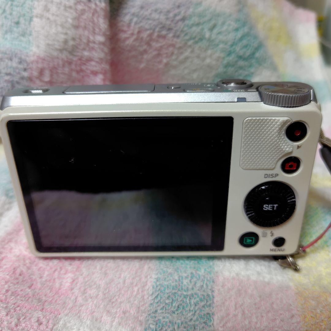 カシオ　デジタルカメラ　zr850 ジャンク