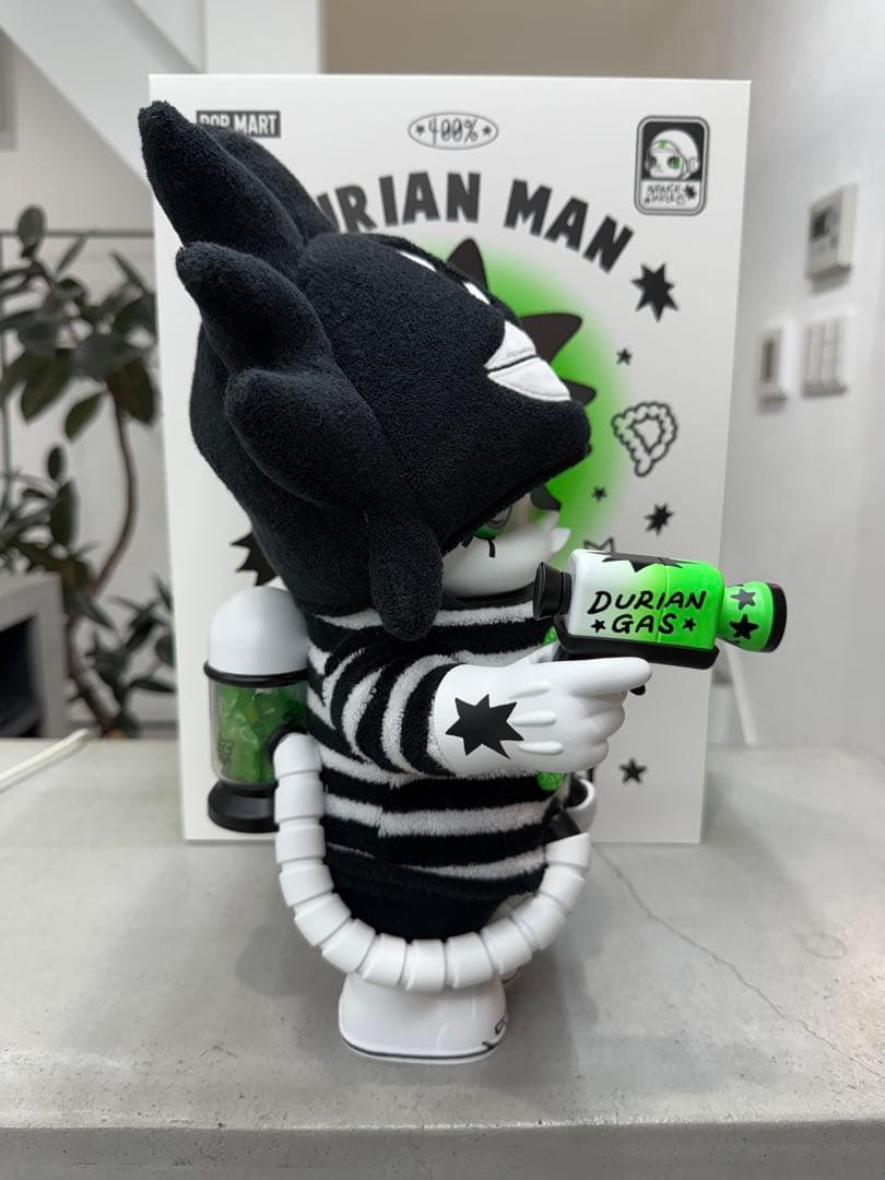 【完売品】 molly 400% フィギュア Durian Man