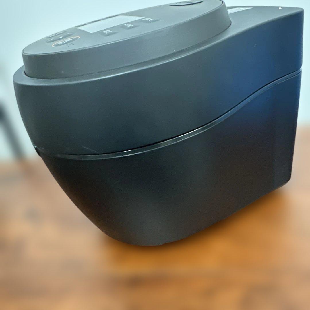 ★極美品★三菱IH炊飯器 NJ-BW10G-B 5.5合 炭漆黒モデル