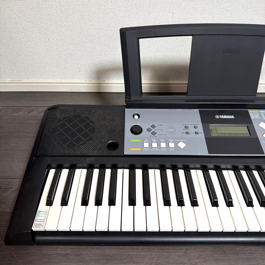 YAMAHA 電子ピアノ　PSR-E233