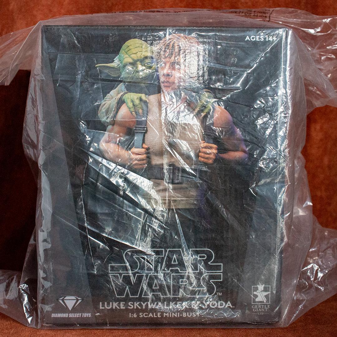 【週末値下げ】ジェントルジャイアント　ルーク & ヨーダ　ミニバスト