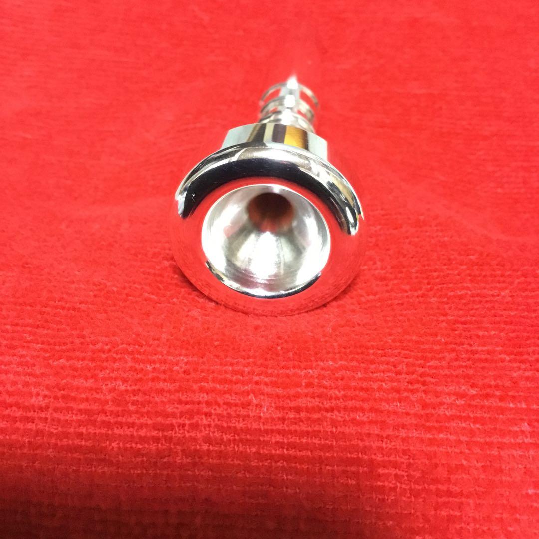 バックBach Symphonic 3C-26-24トランペットマウスピース