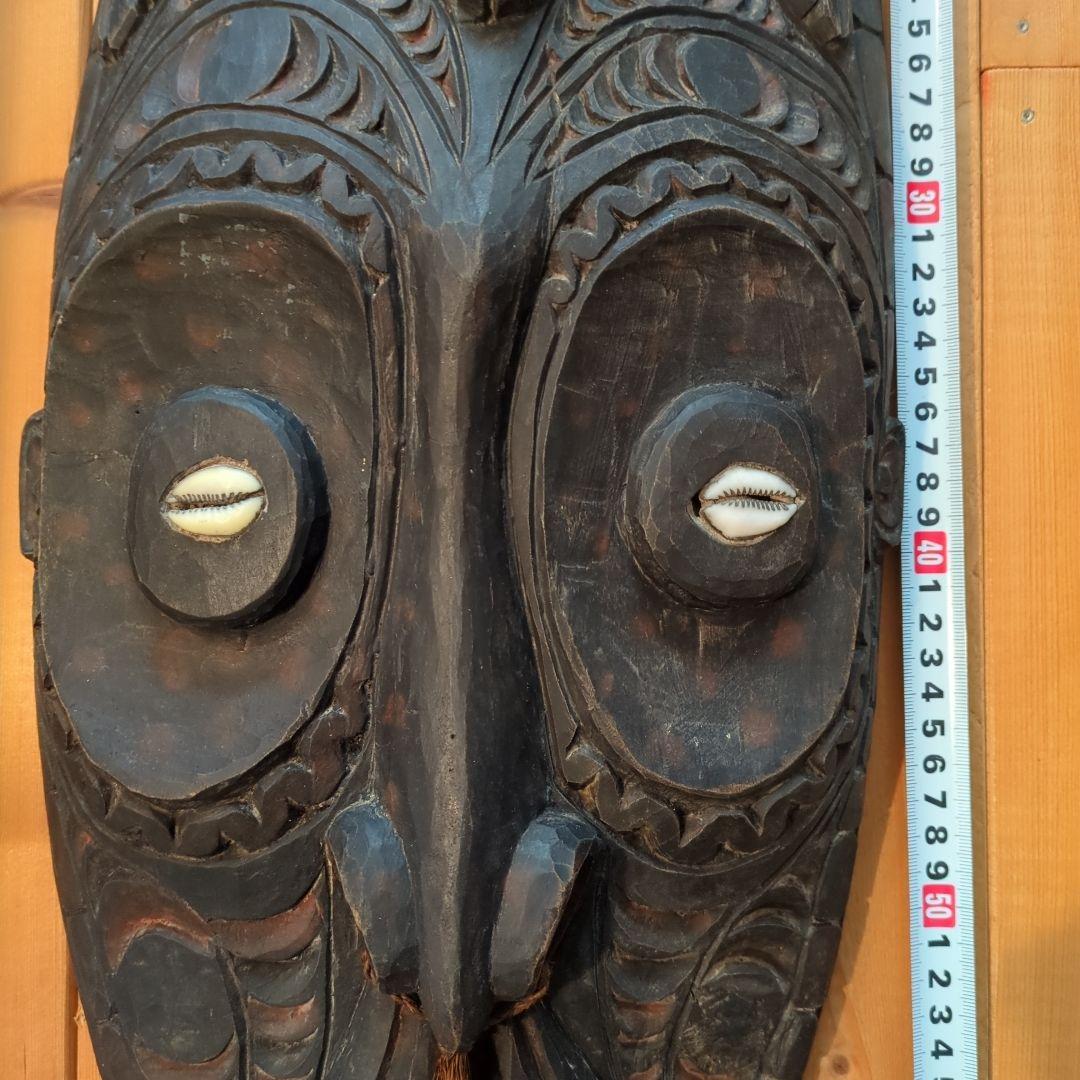 アンティーク　パプアニューギニアの木製マスク　長さ62センチ貝殻目