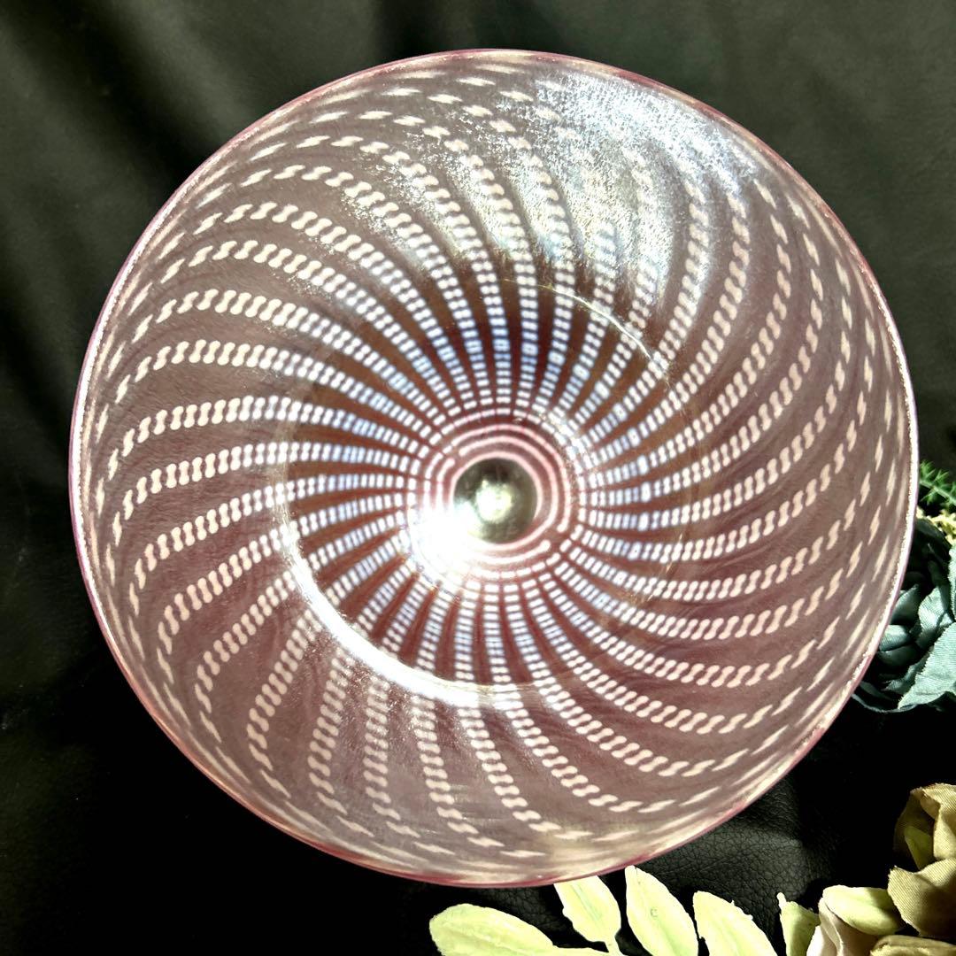 スエーデンガラス　バーティル・ヴァリーン Minosピンクボウル　コスタボダ社