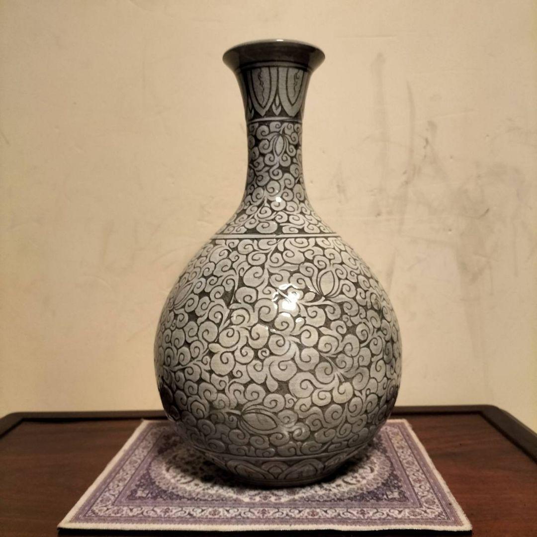 朝鮮美術　高麗　粉青沙器　三島牡丹唐草模様　花瓶