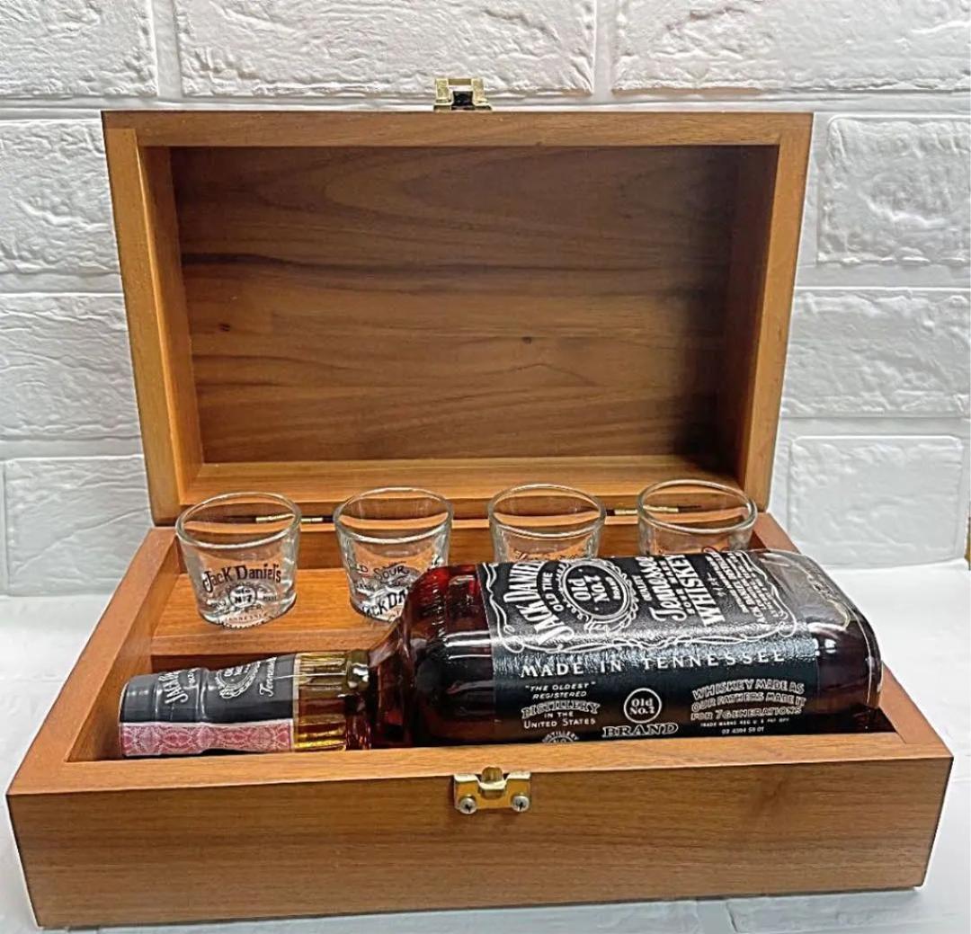 ジャックダニエル、専用BOXグラスセット