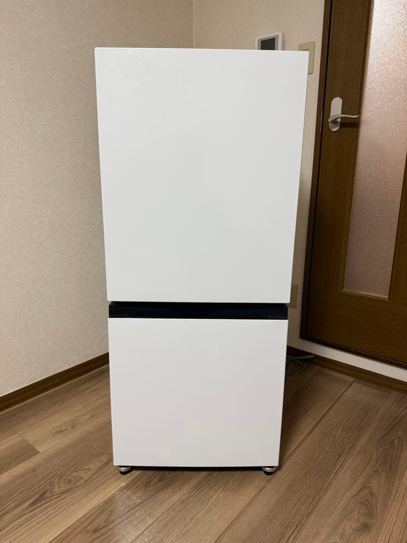 K*n様 Hisense 冷蔵庫 HR-D13E3W 2024年製　135L