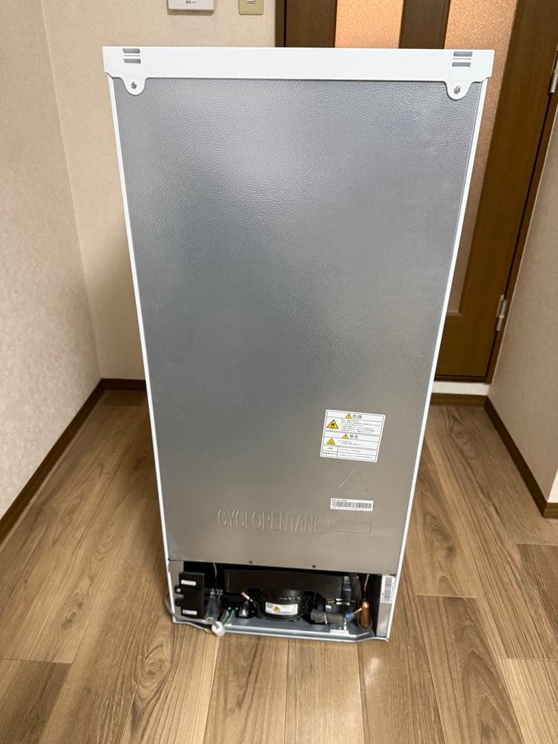 K*n様 Hisense 冷蔵庫 HR-D13E3W 2024年製　135L