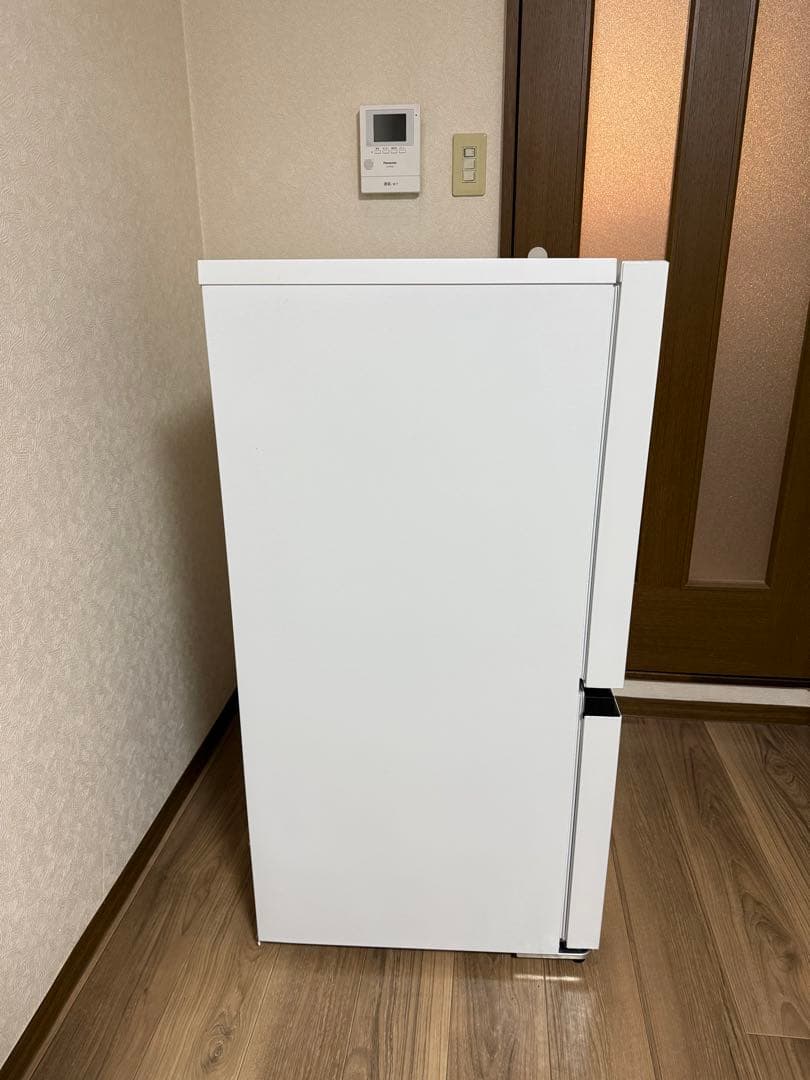 K*n様 Hisense 冷蔵庫 HR-D13E3W 2024年製　135L