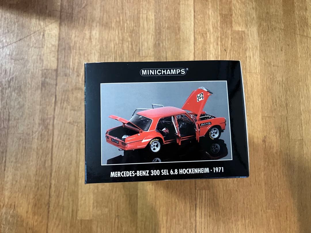 未開封 1/18 MERCEDES-BENZ 300 SEL 6.8 1971