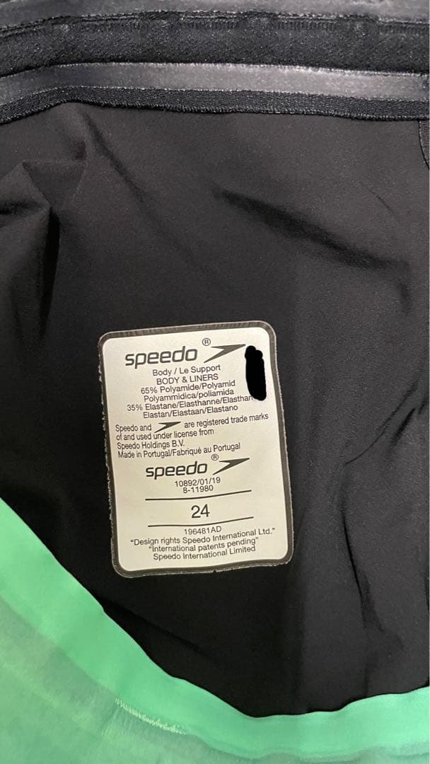 Speedo レーザーレーサー 競泳水着 24