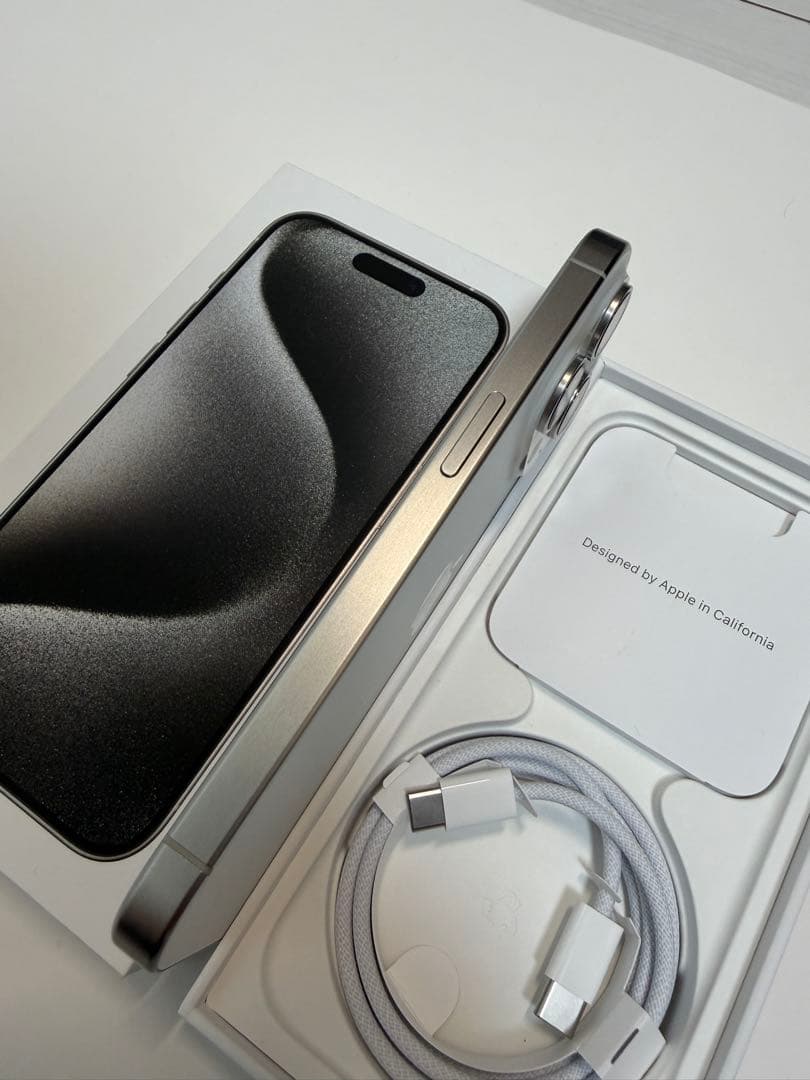 【美品】iPhone 15 Pro 128GB SIMフリー