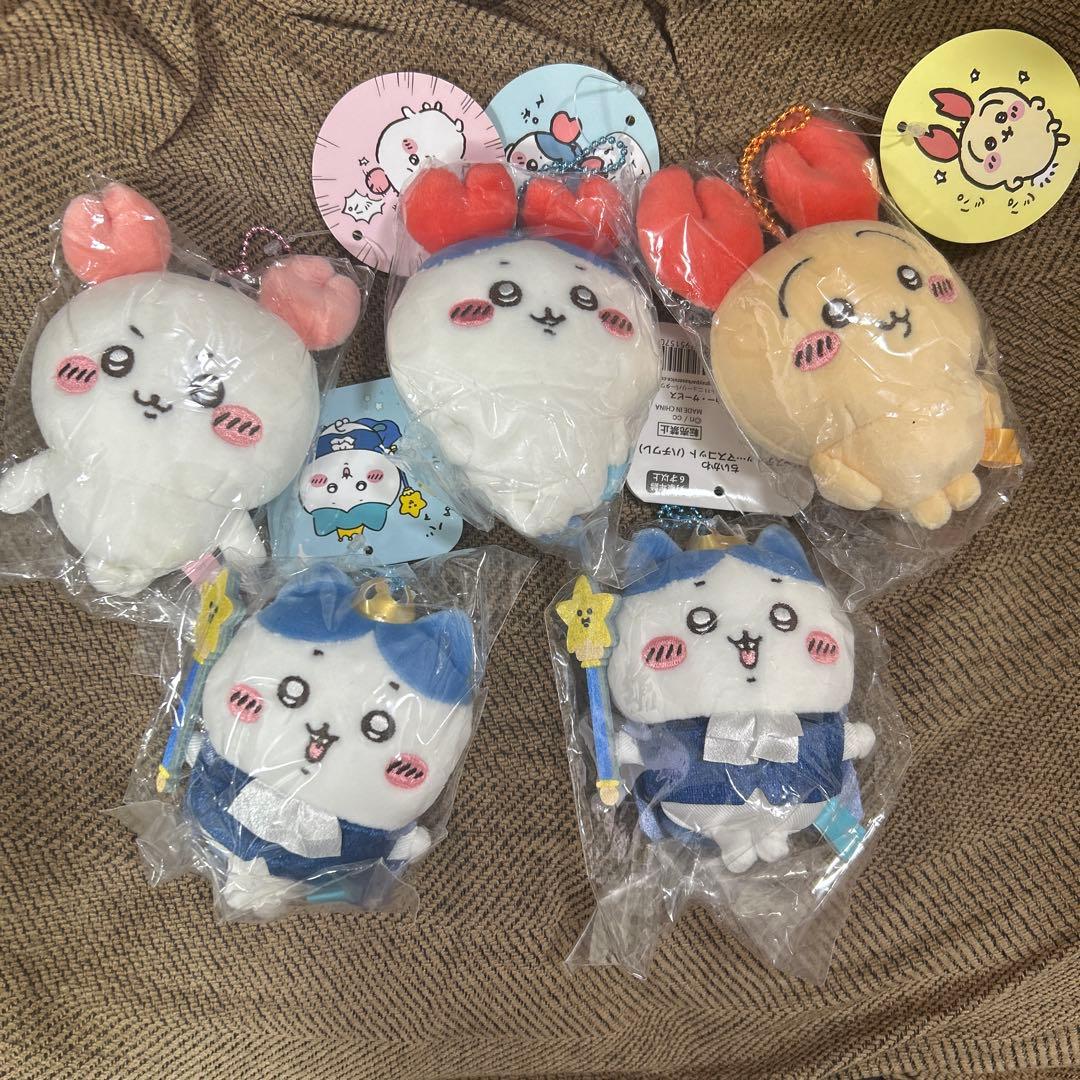 ５個　ちいかわ　カニなちいかわ　カニなハチワレ　ロブスターなうさぎ　マスコット