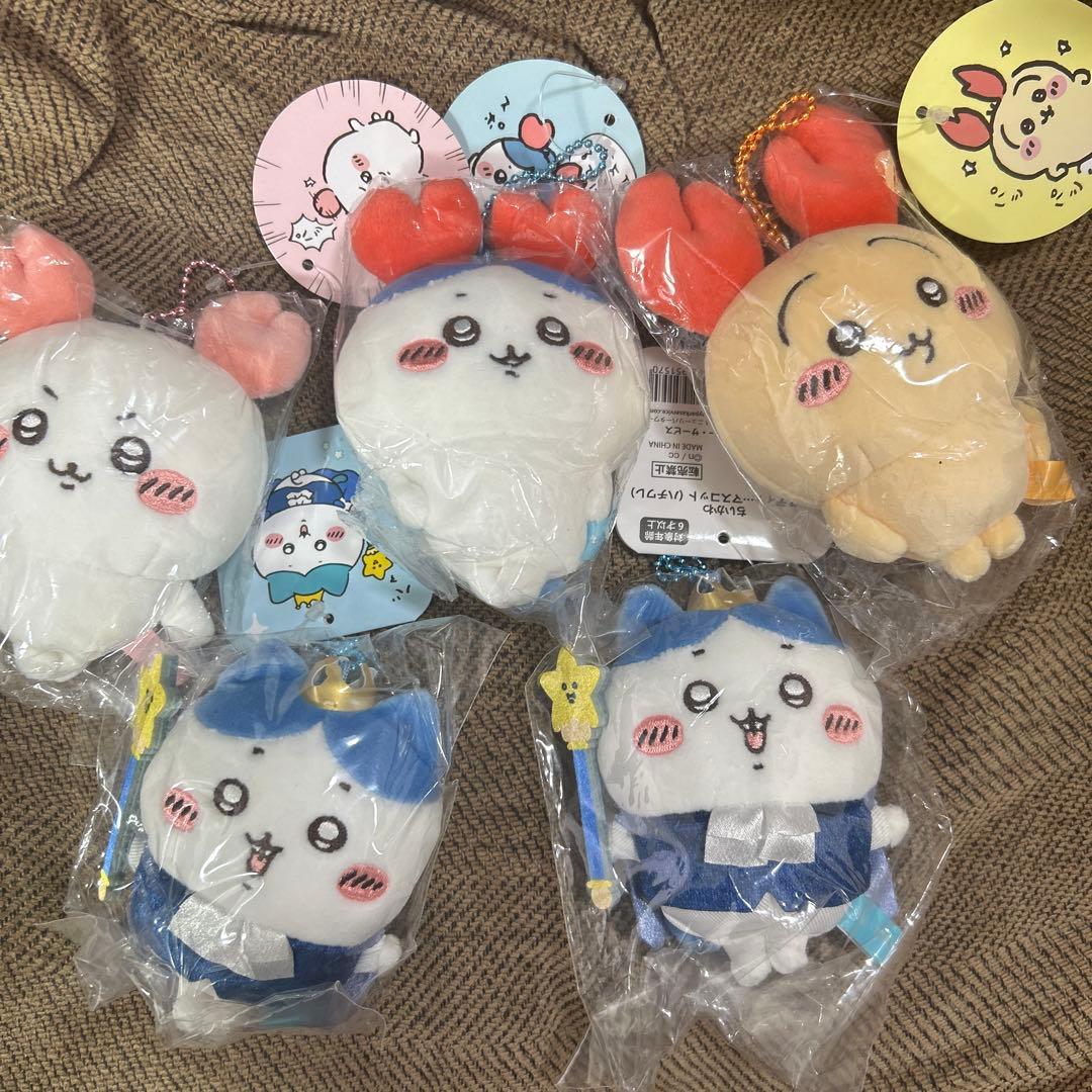 ５個　ちいかわ　カニなちいかわ　カニなハチワレ　ロブスターなうさぎ　マスコット