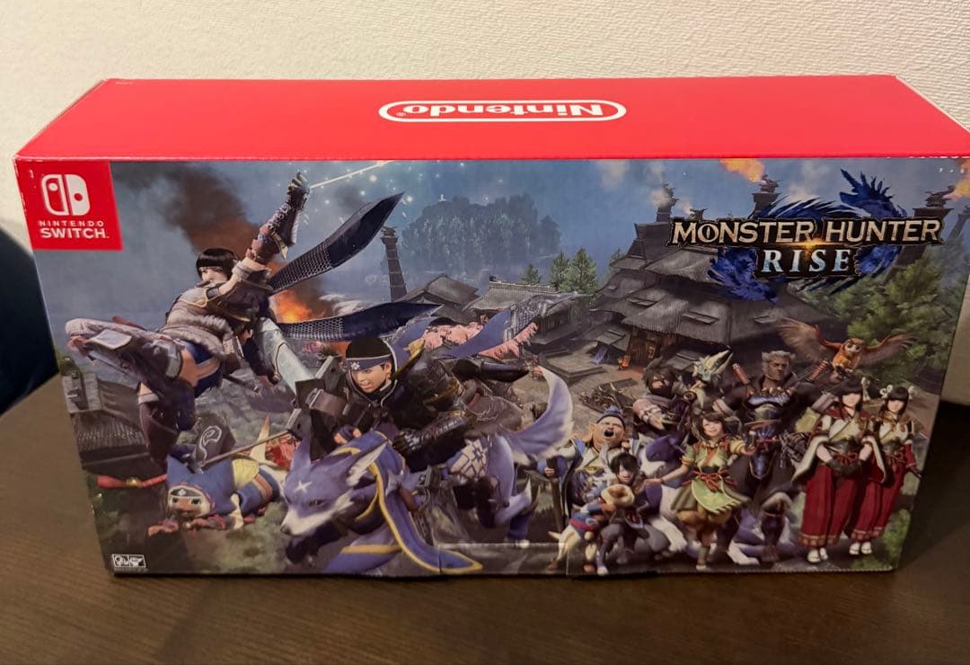 Nintendo Switch 本体　モンスターハンターライズモデル　初期化済み
