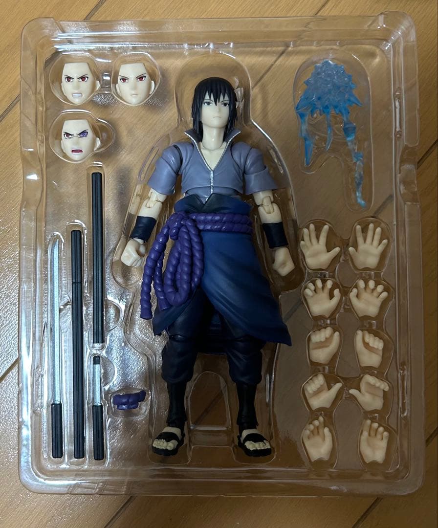 S.H.Figuarts うちはサスケ　全ての憎しみを背負う者　暁のコート付き