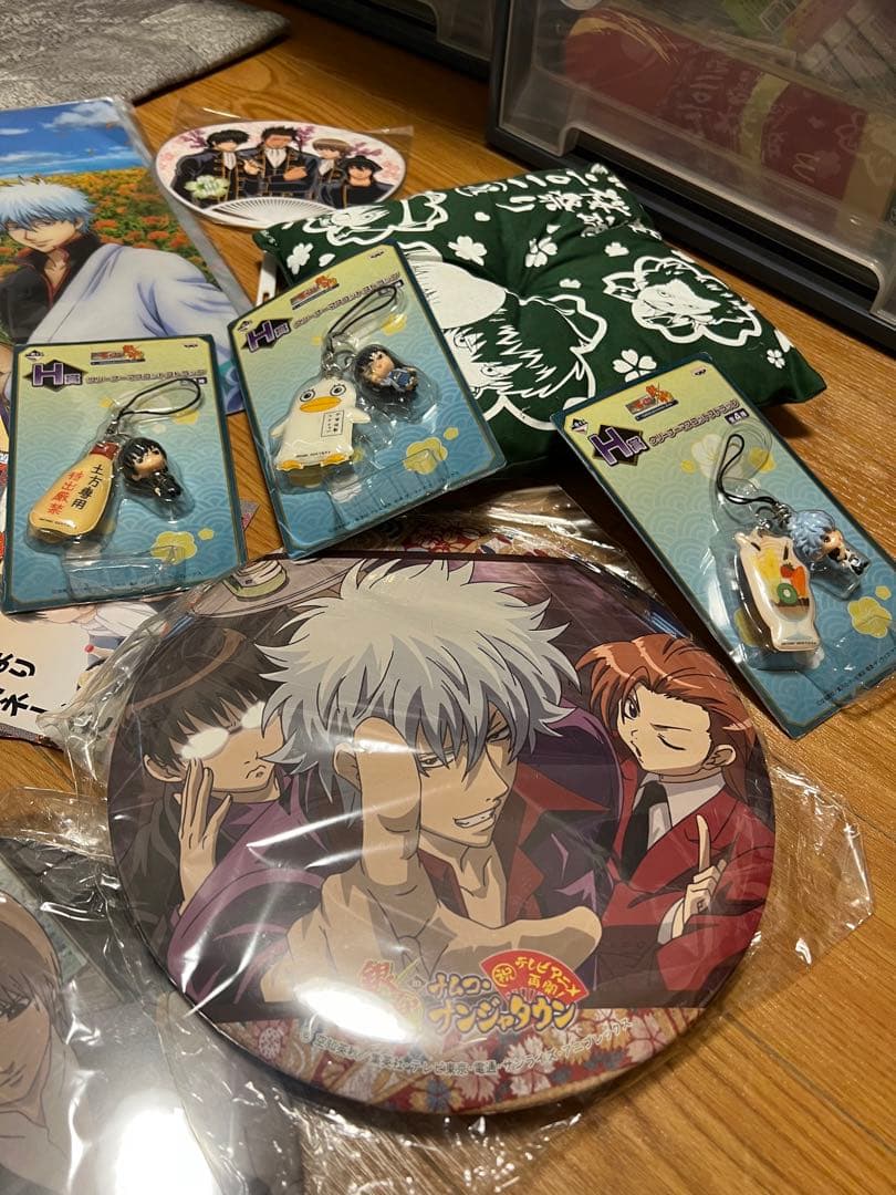 銀魂 グッズ セット うちわ 缶バッジ クリアファイル 他