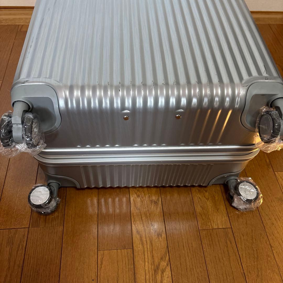 スイスミリタリー スーツケース 105L シルバー SWISS MILITARY