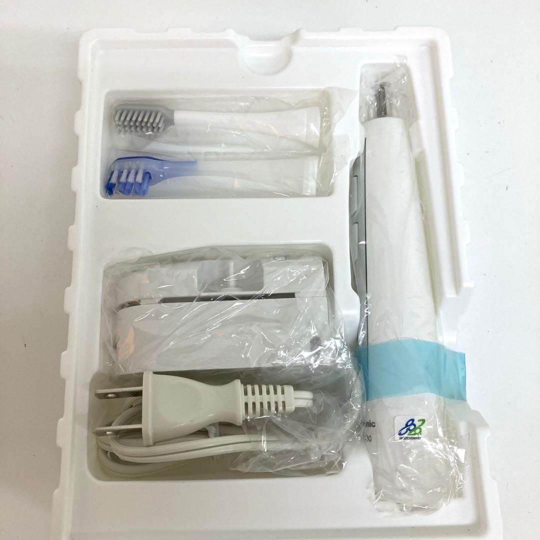 f807-30 Panasonic EW-LA30 電動歯ブラシ　未使用