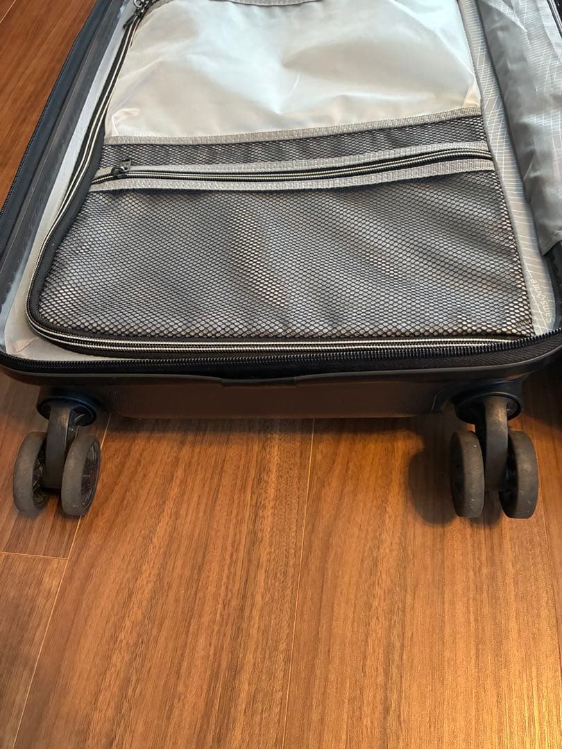 Samsoniteサムソナイト機内持ち込みスーツケース