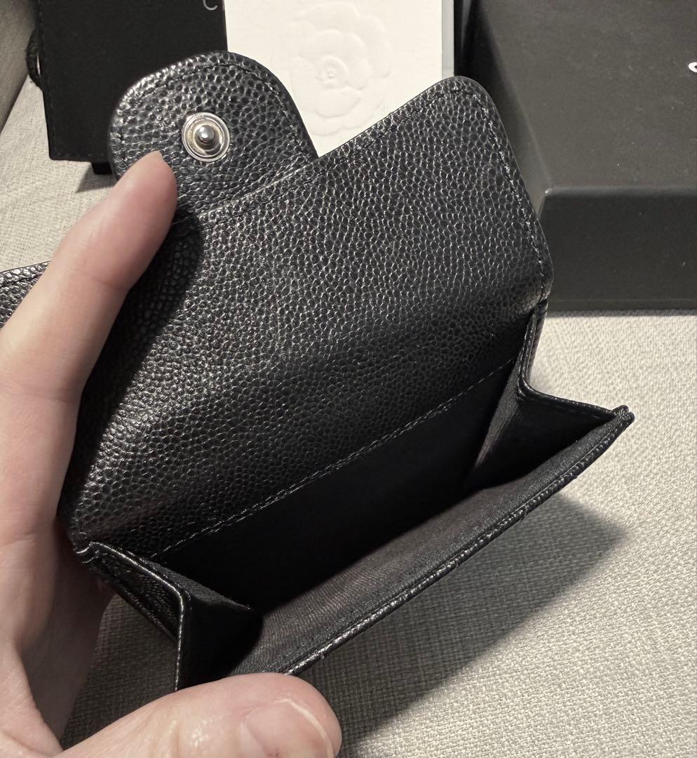 CHANEL マトラッセ　ブラックレザー 三つ折り財布