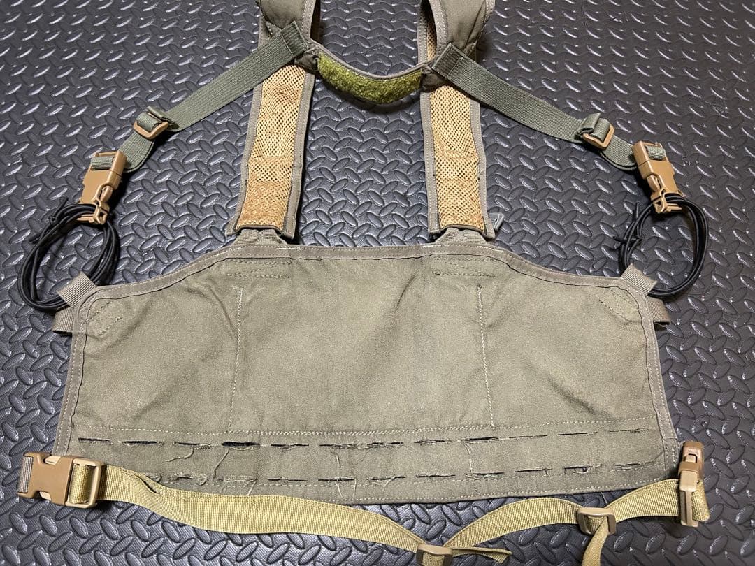 チェストリグ 陸自迷彩