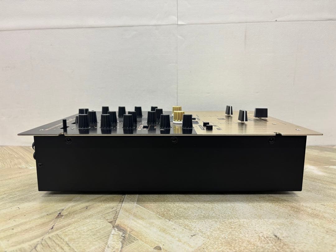 reloop USBインターフェイス搭載のデジタル2chDJミキサー KUT