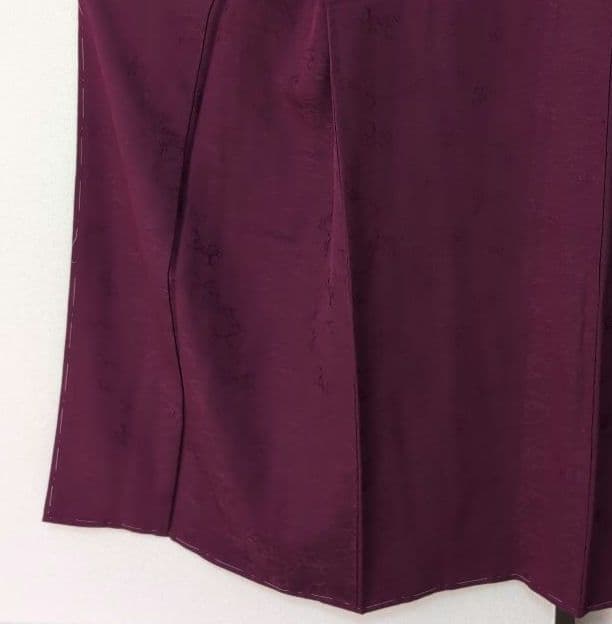【三花】未使用品　正絹　色無地　袷　一つ紋　着物　リユース