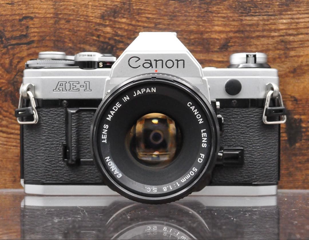 Canon AE-1 フィルムカメラ レンズ付き