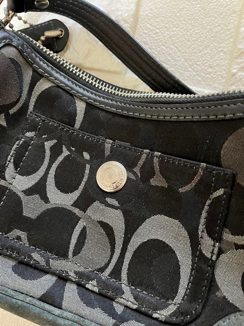 希少◆COACH ◆アクセサリーポーチ ハンドバッグ シグネチャー 黒