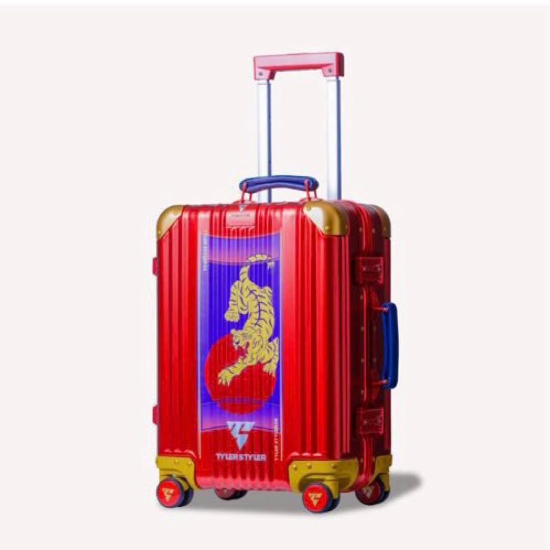 TylerStyler スーツケース　キャリー　機内持込　軽量　防水　限定品　赤