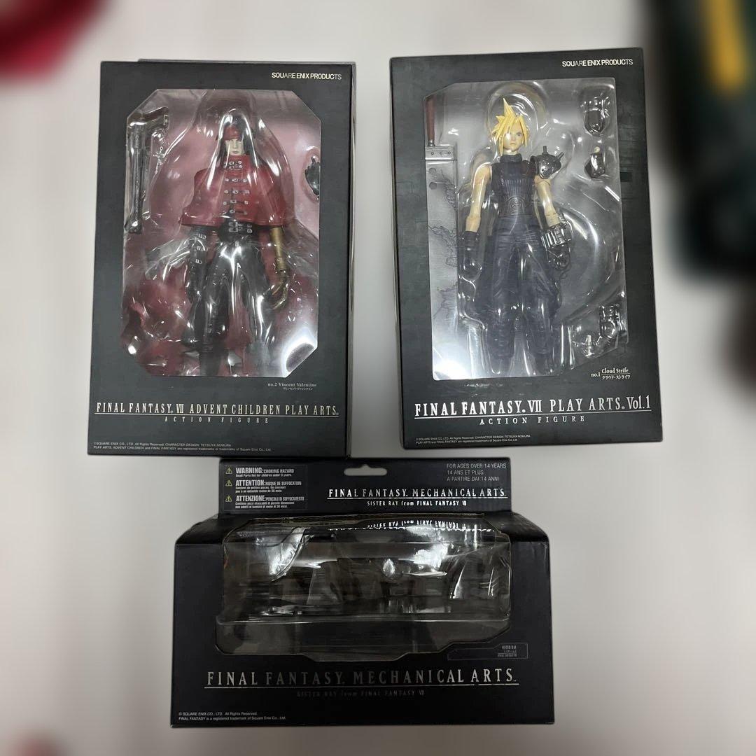 ファイナルファンタジー　FF プレイアーツ クラウド　ヴィンセント　シスターレイ