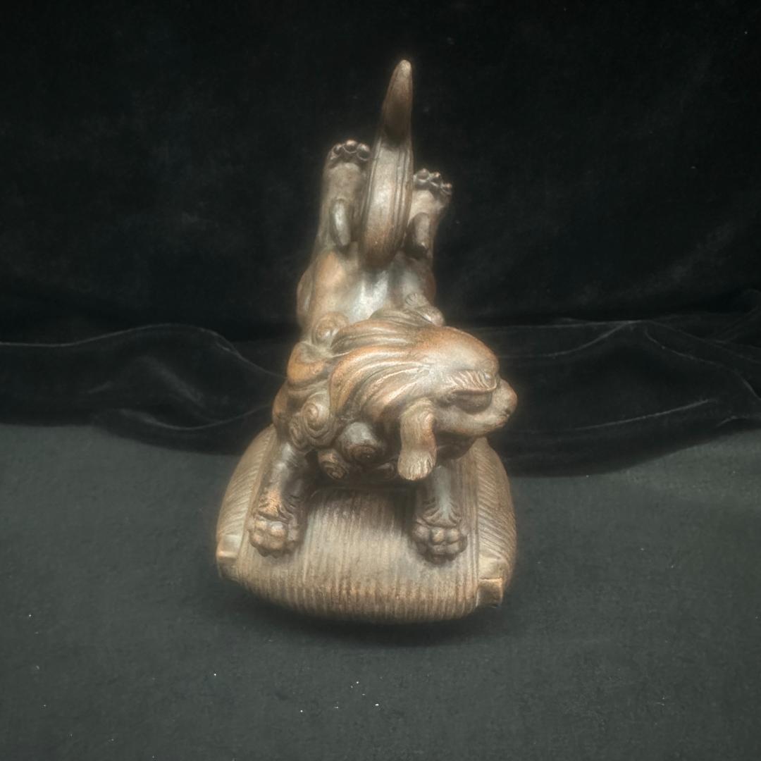 僃前焼　獅子置物陶器