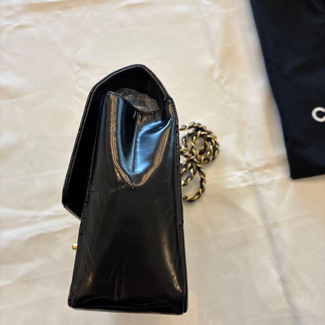 シャネル　パンチングカメリア　パテント　チェーンバッグ