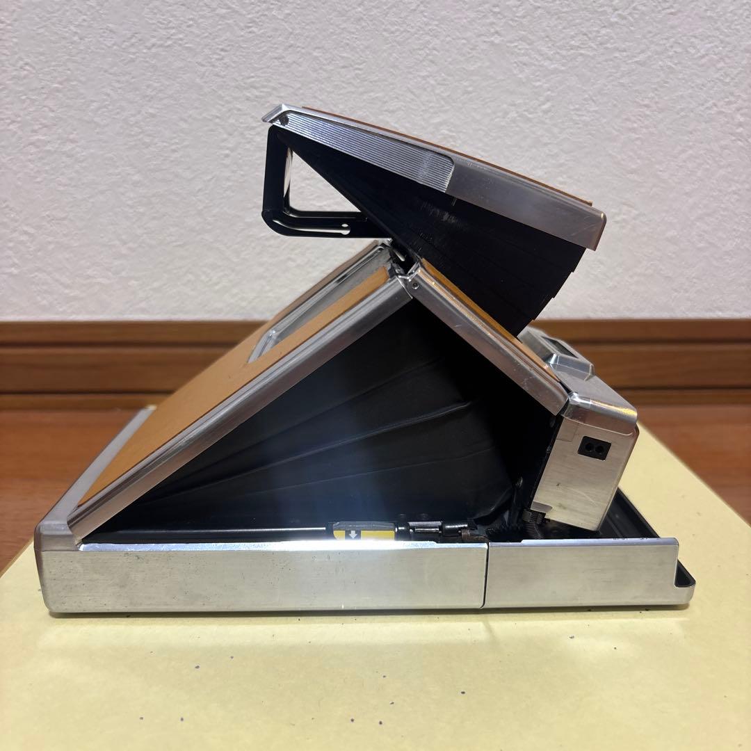 Polaroid SX-70 　フィルム2パック付き