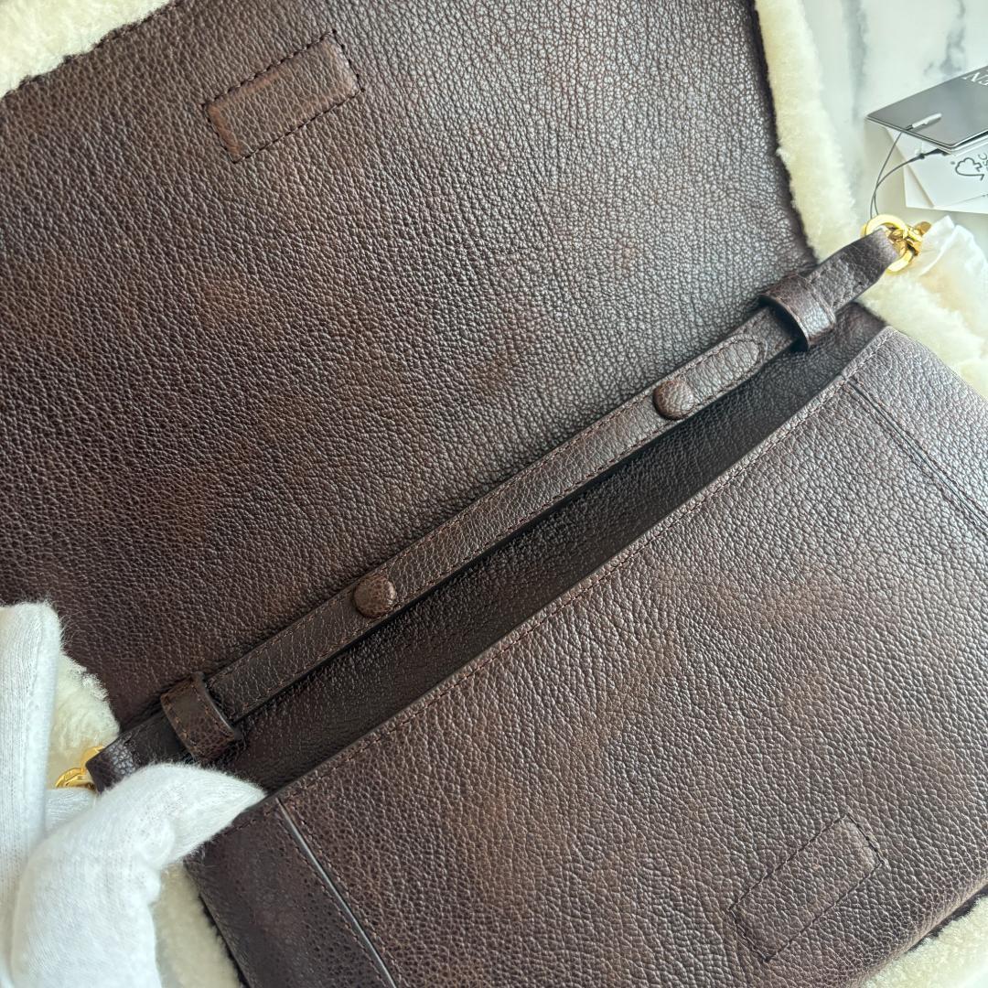 【新品未使用】ローレンラルフローレン　ボア　ショルダーバッグ　本革　チャーム　茶