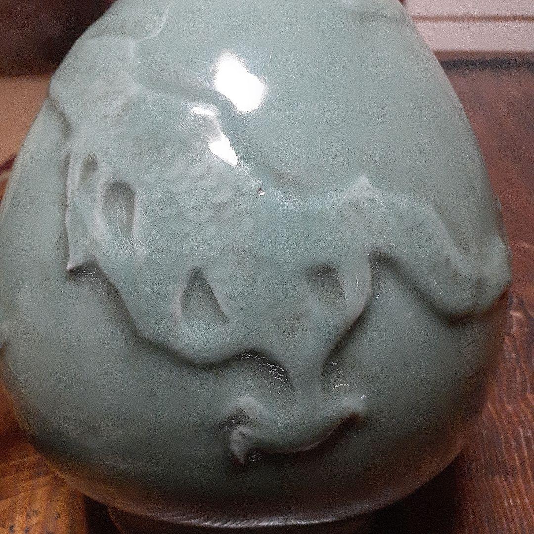 中国元時代龍泉窯浮彫雲龍図大花瓶