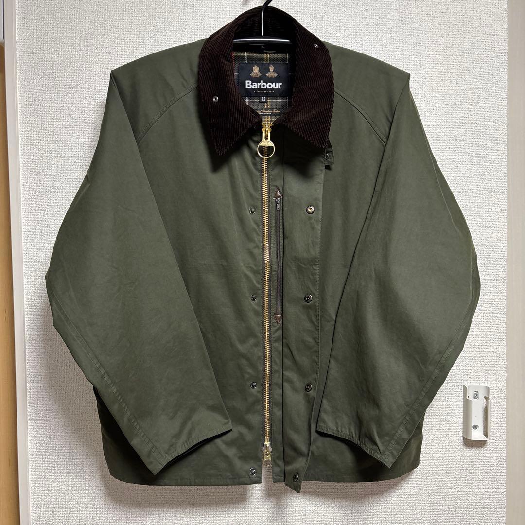 ［新品未使用品］Barbour オリーブグリーン アウター　42