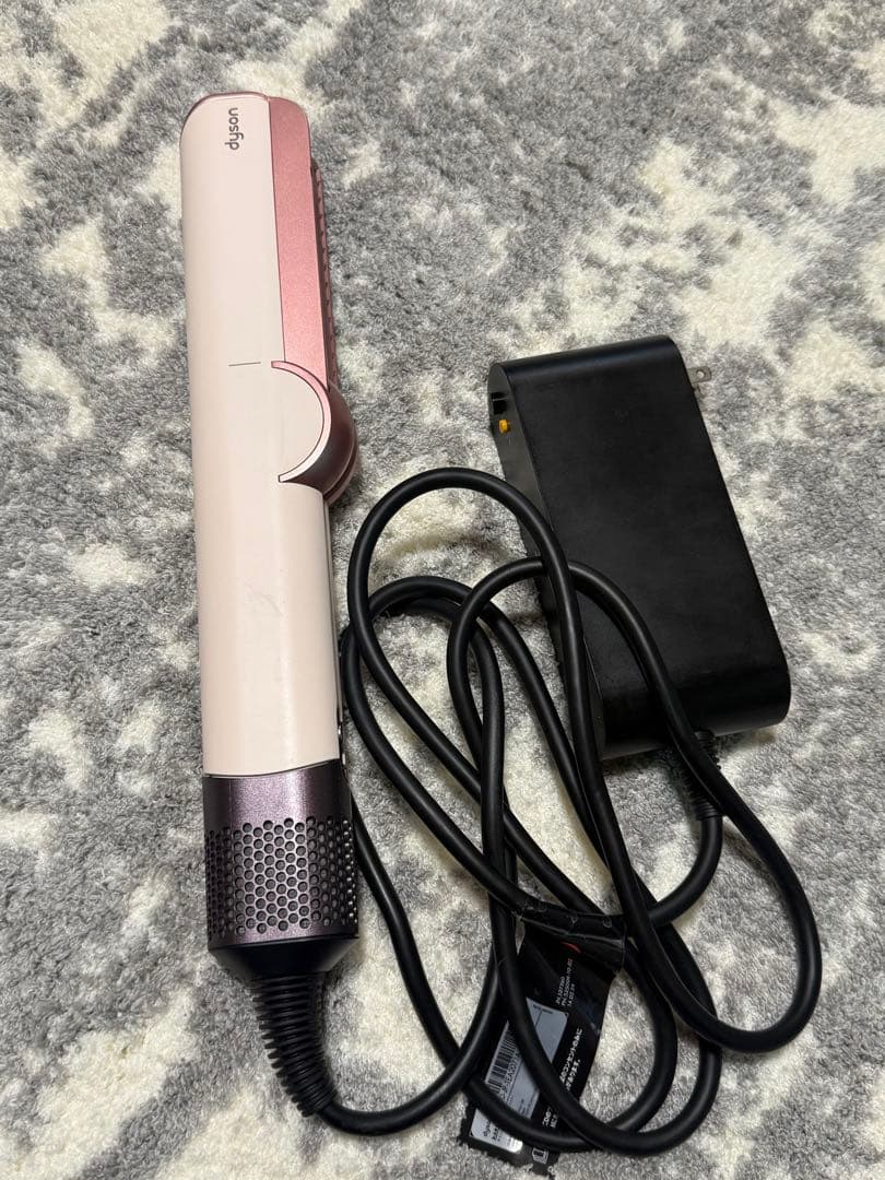 Dysonドライヤー ストレイトナー ダイソン Airstrait