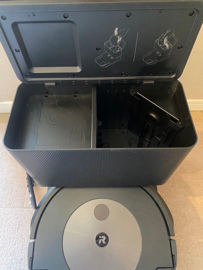Roomba j7+ ロボット掃除機本体