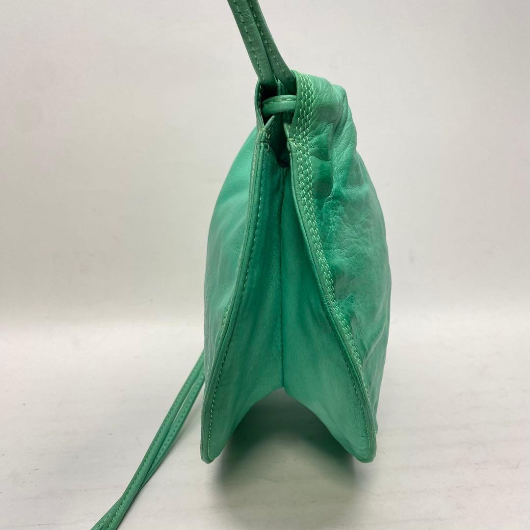 【希少カラー】ロエベ ショルダーバッグ ミントグリーン ナッパレザー アナグラム