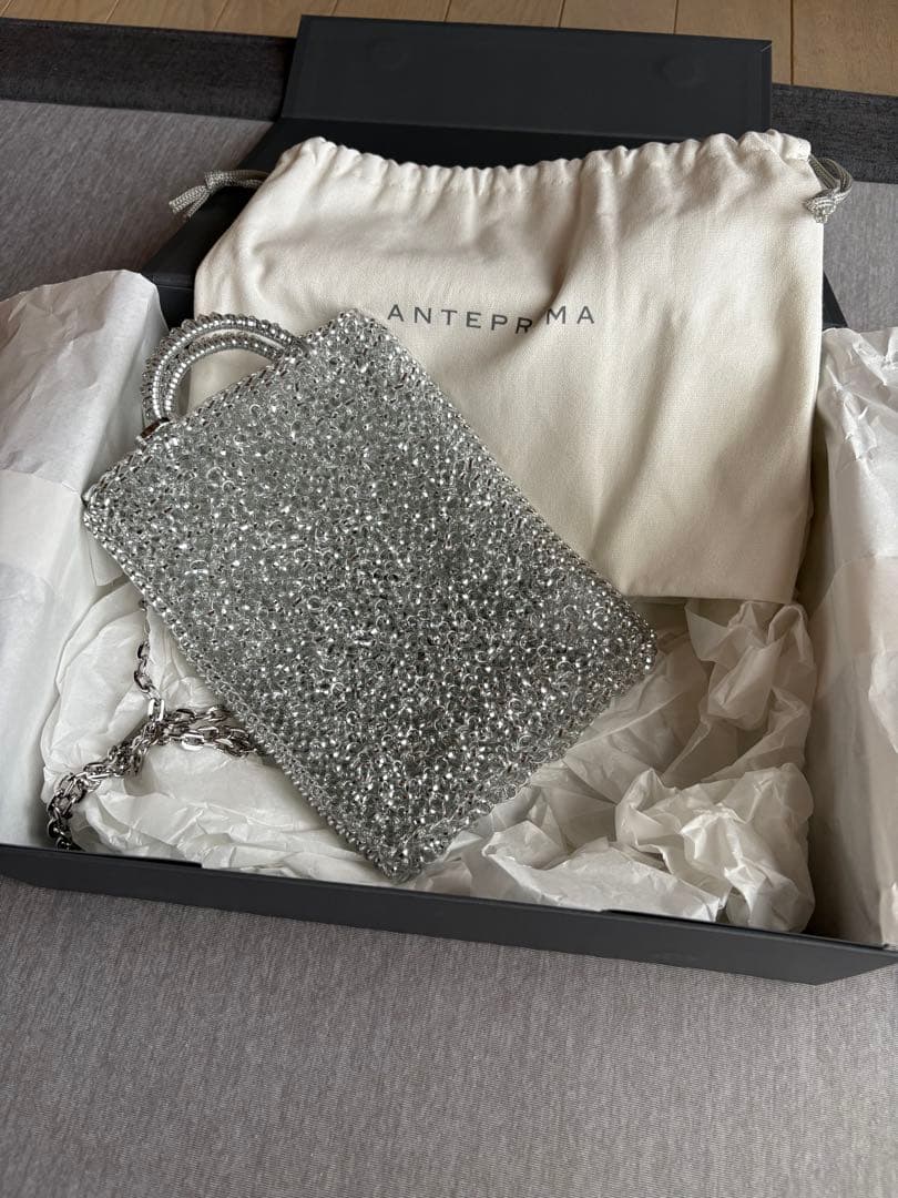 ANTEPRIMA シルバーパーティーバッグ