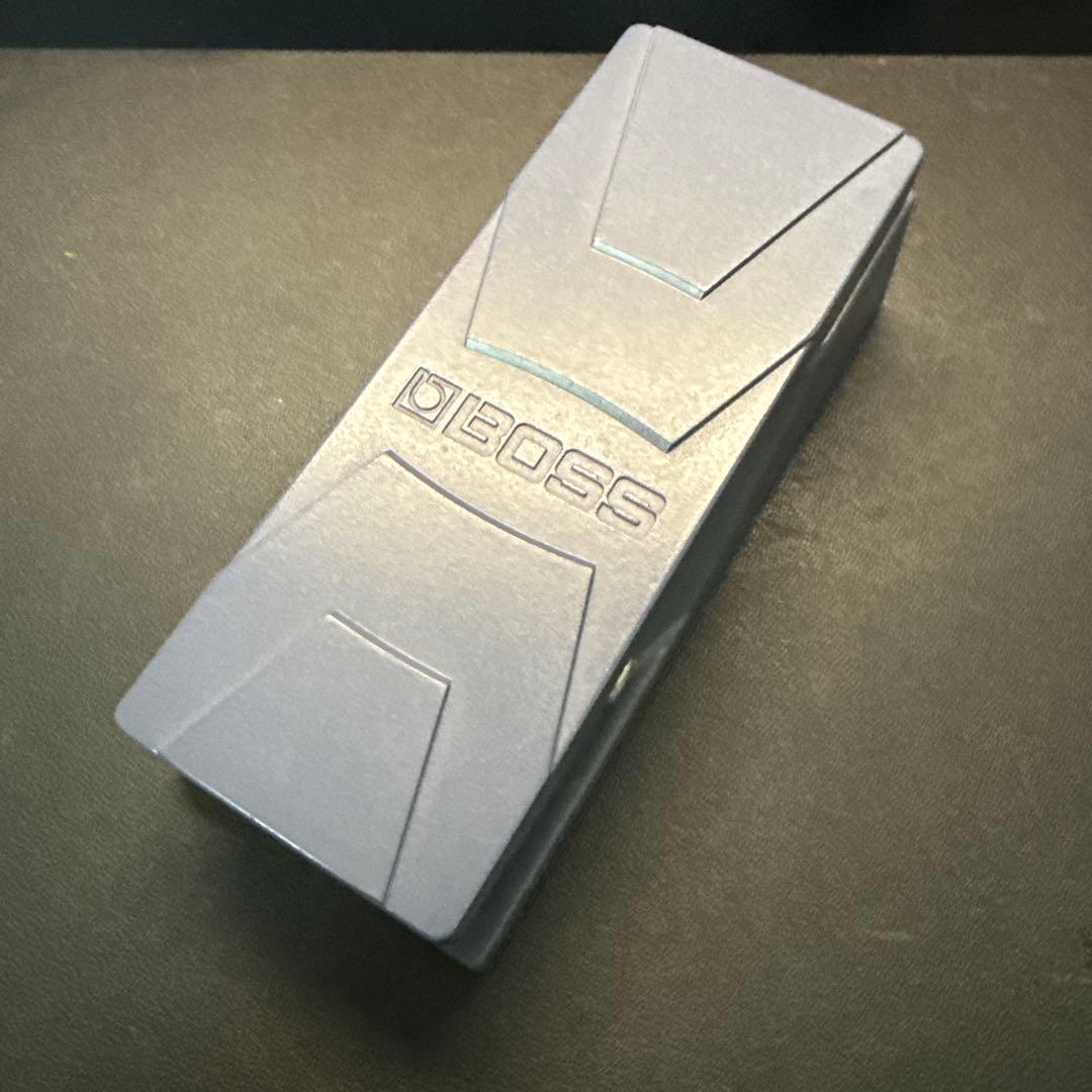 BOSS EV-30 デュアルエクスプレッションペダル（箱なし・本体のみ）