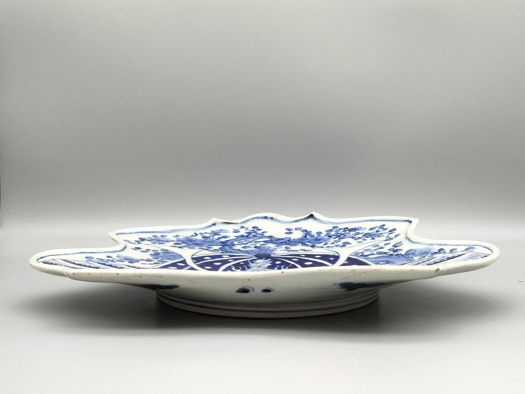 古伊万里　乾 銘 型抜染付兜絵皿