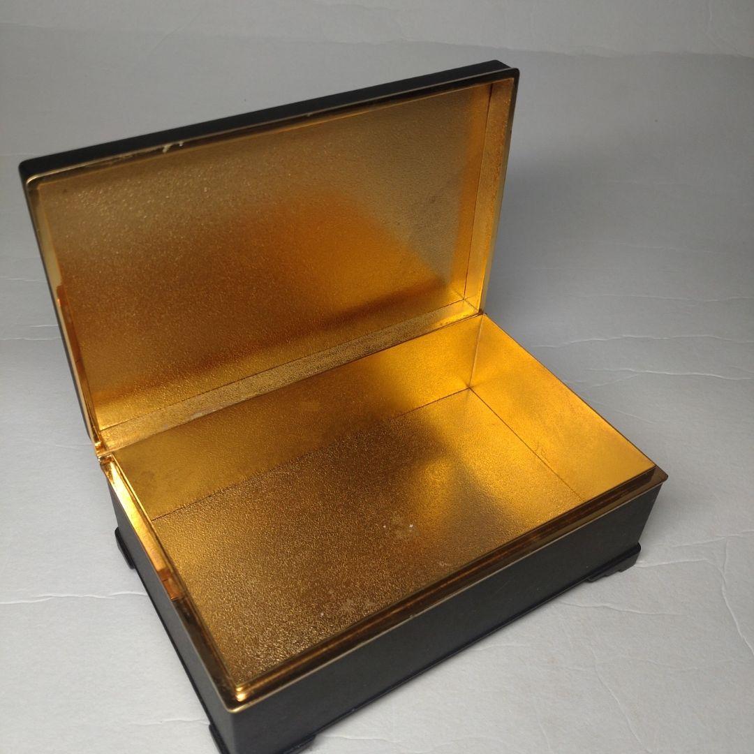 肥後象嵌 鉄地金銀象嵌 城山風景図 煙草入 在銘 箱付