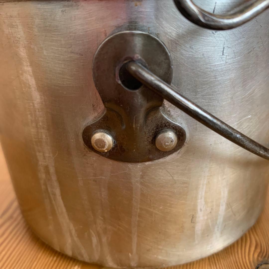 ホットンブルドッグ　メスキット小　使用感あり。　観賞用。