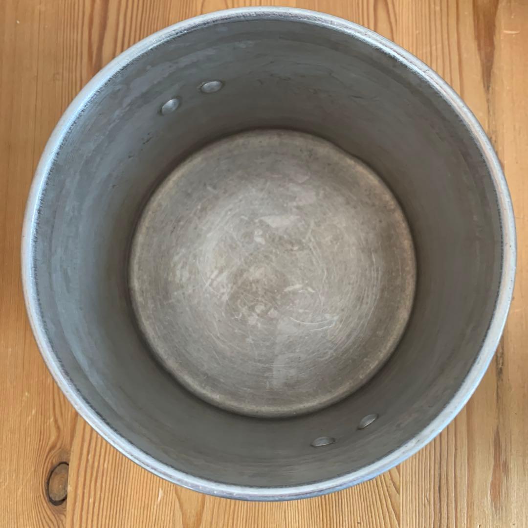 ホットンブルドッグ　メスキット小　使用感あり。　観賞用。