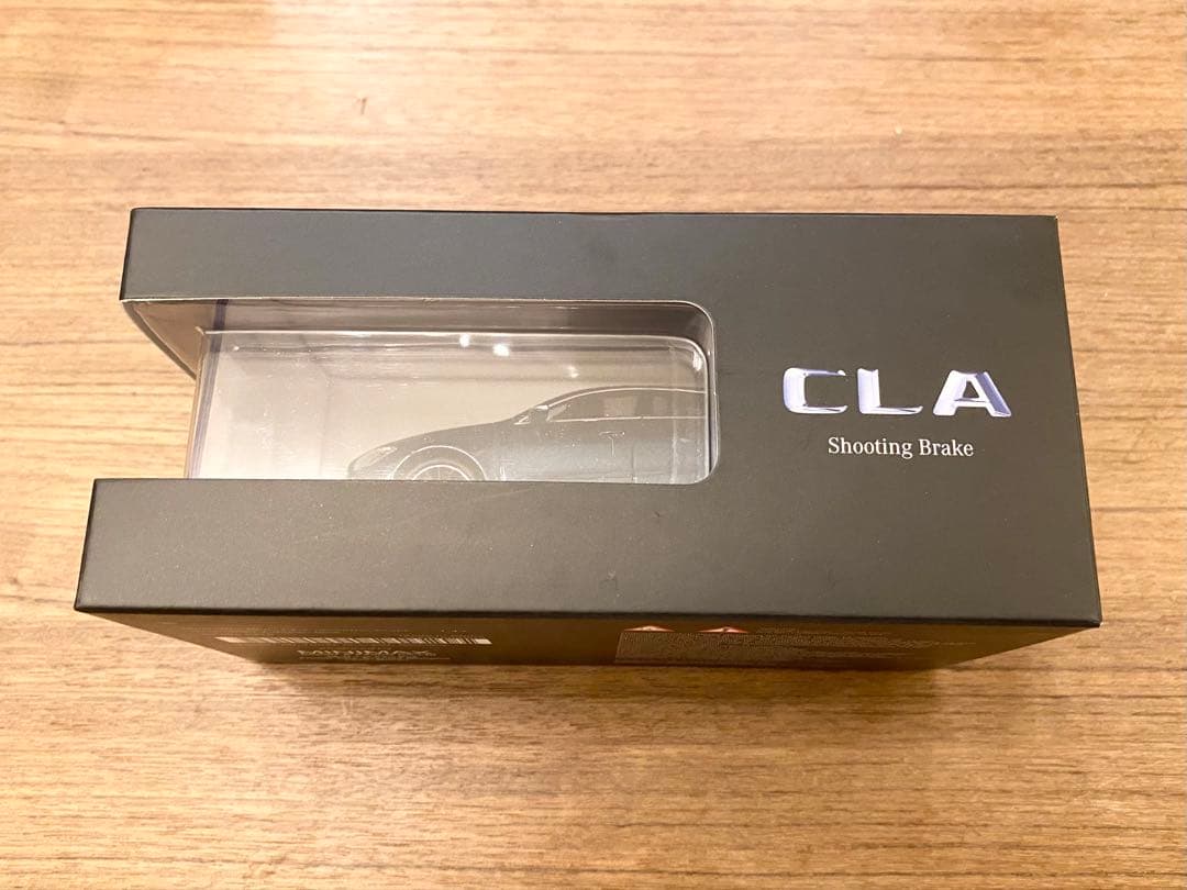 新古品1/43 メルセデスベンツ純正 スパーク メルセデスベンツ CLA ブルー