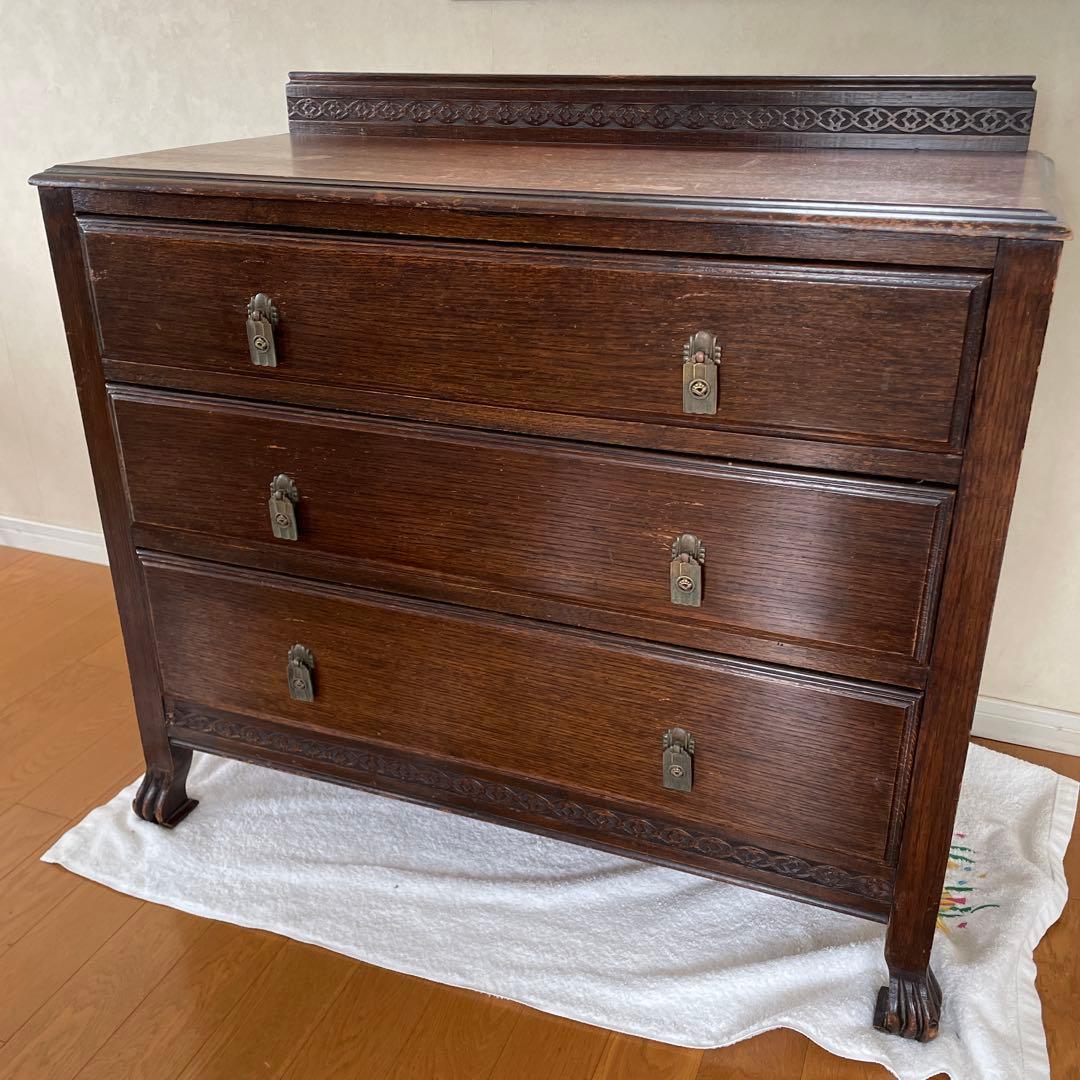 ペニーワイズ購入品　アンティーク　猫脚チェスト